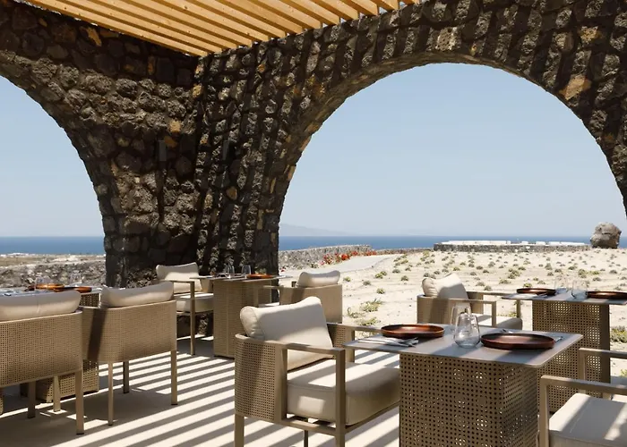 Elysian Retreat Hotel Oia