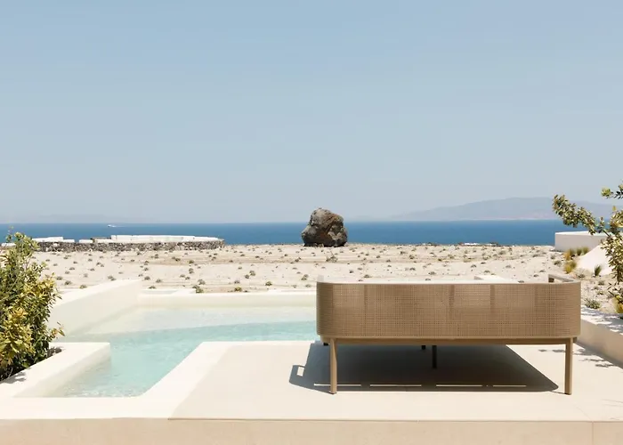 Elysian Retreat Oia (Santorini)