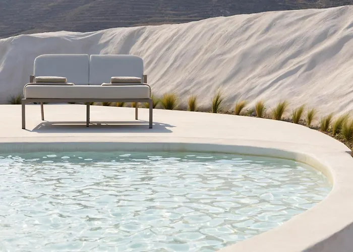 Elysian Retreat Hotel Oia