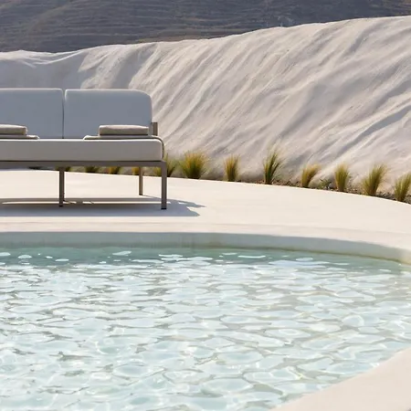 Elysian Retreat Hotel Oia (Santorini)